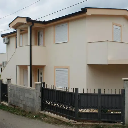 Val Apartment *